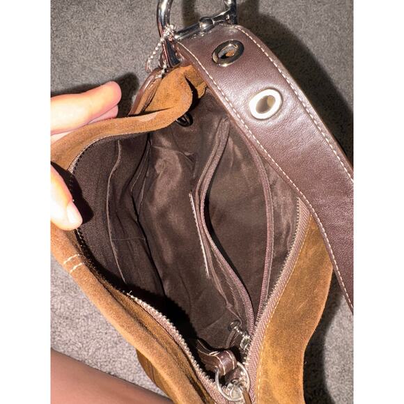 Vintage Leather Coach Shoulder Purse - Picture 4 of 5